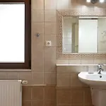 In Estate With Heated Pool 2' From Golden Galatas (Chania)