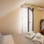 In Estate With Heated Pool 2' From Golden